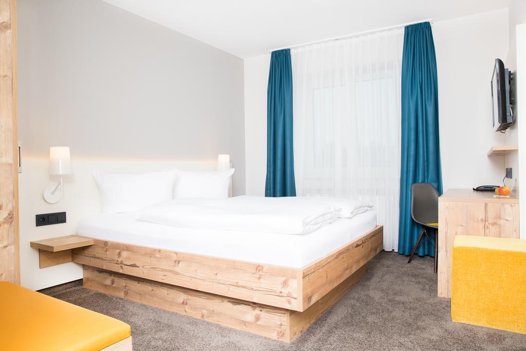 Hotel Rad Tettnang Kültér fotó